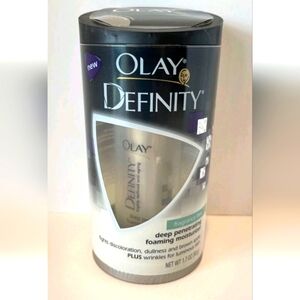 OLAY Definity Foaming Moisturizer